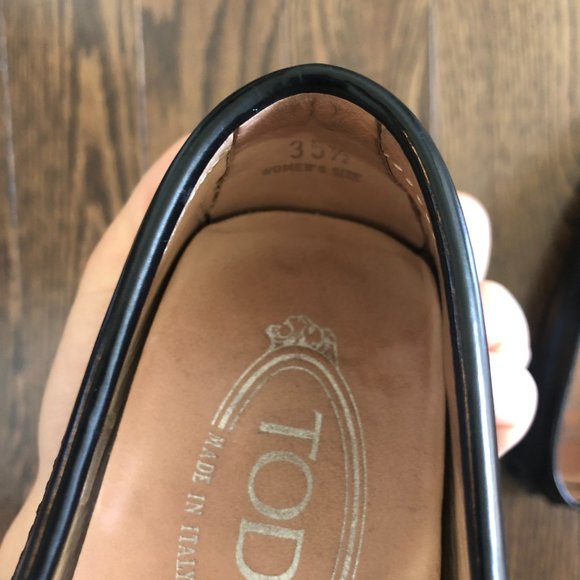 Tod's Black Leather Embellished Driving Slip On Gommino Loafers - Picture 3 of 5